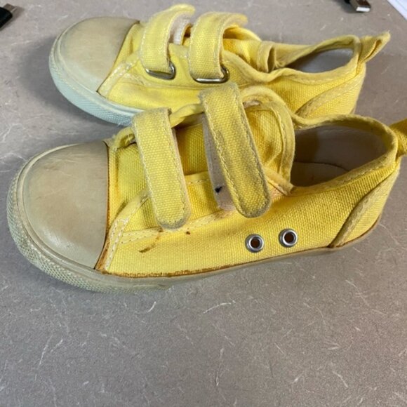 🌟4/$16🌟 Toddler sneakers  SIZE 7 GUC - Picture 2 of 3